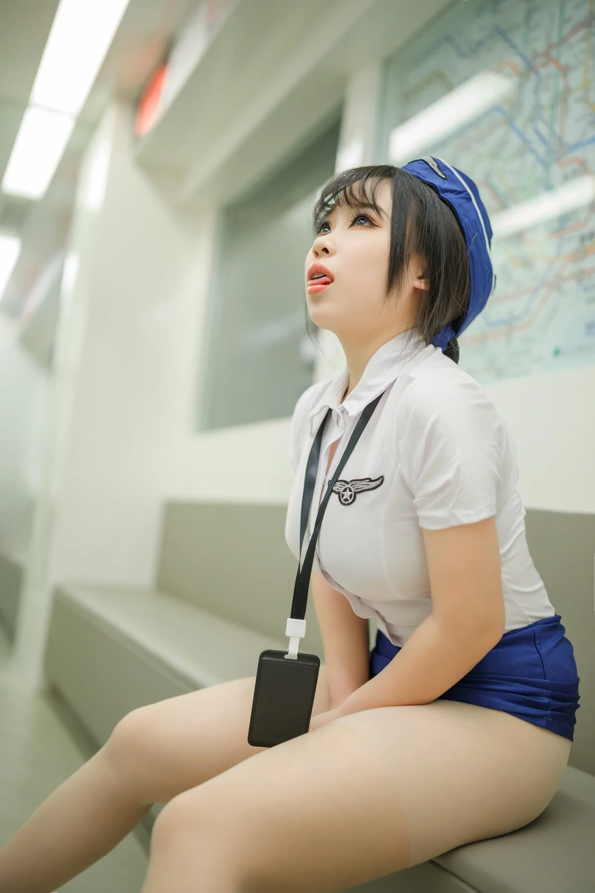 网络美女yuuhui玉汇＆胡桃猫电车主题性感姐妹花半脱白T露豪乳惹火诱惑写真164P