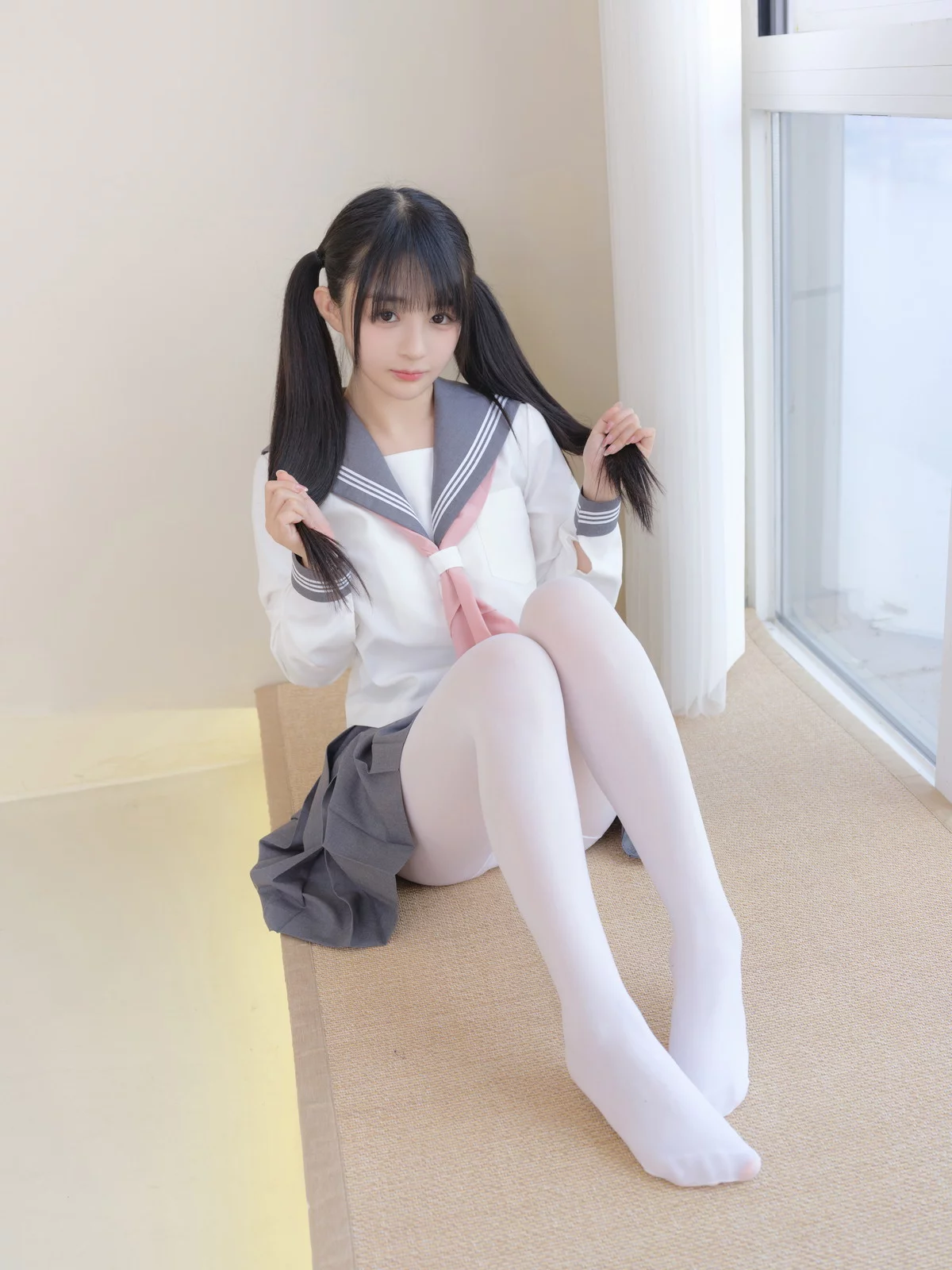 网络美女桜井宁宁白丝JK主题性感JK制服半脱露白丝袜秀翘臀美腿迷人诱惑写真85P