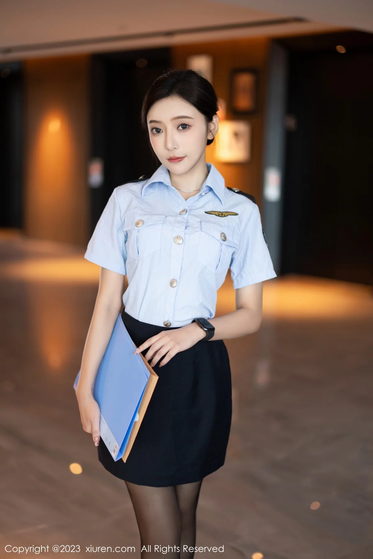 XiuRen第7340期_女神王馨瑶yanni性感女警制服露黑色蕾丝内衣秀惹火身材诱惑写真82P