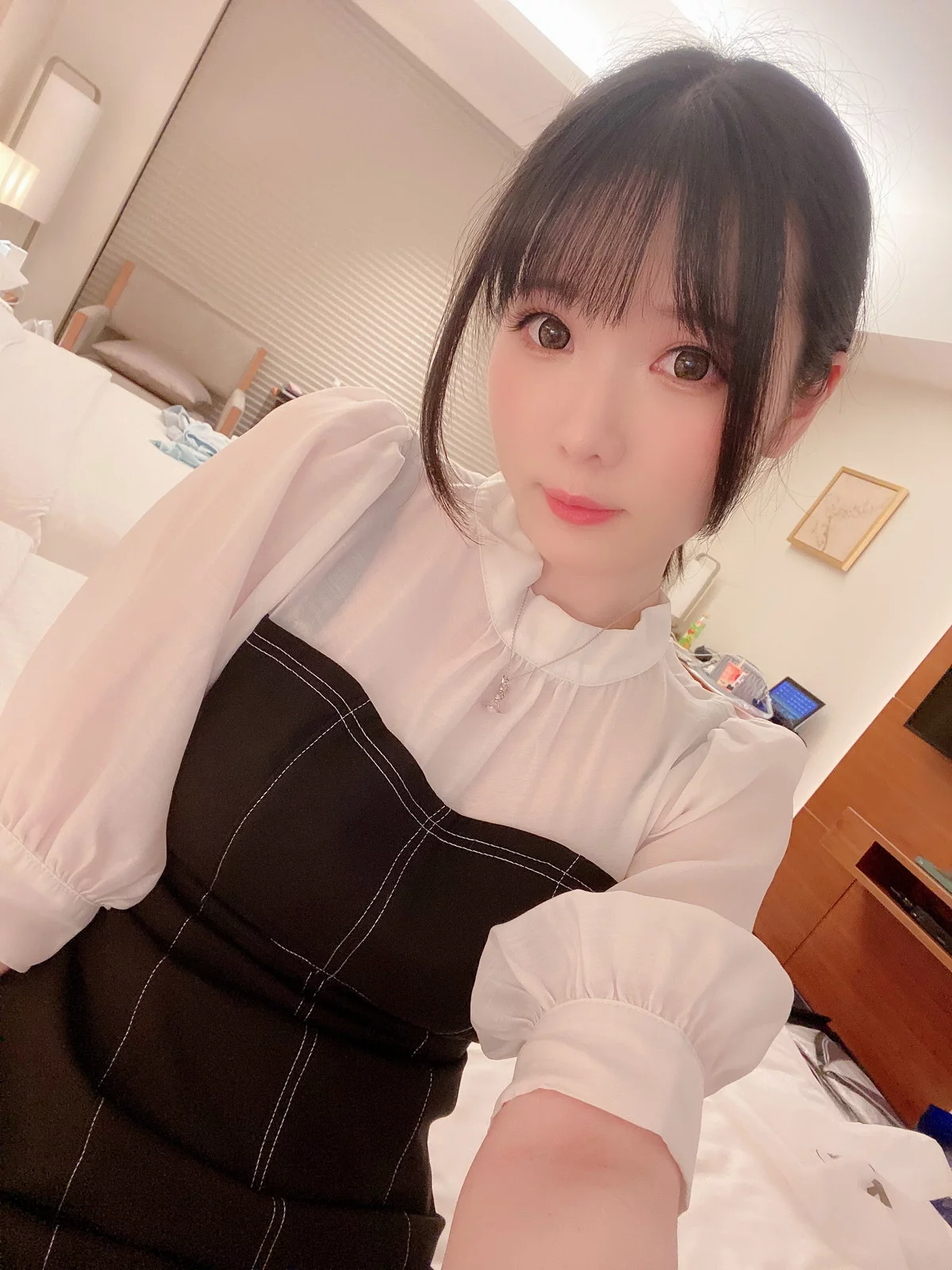 微博妹纸霜月shimo-Fourth August主题性感黑色花纹内衣秀丰满身材诱惑写真25P