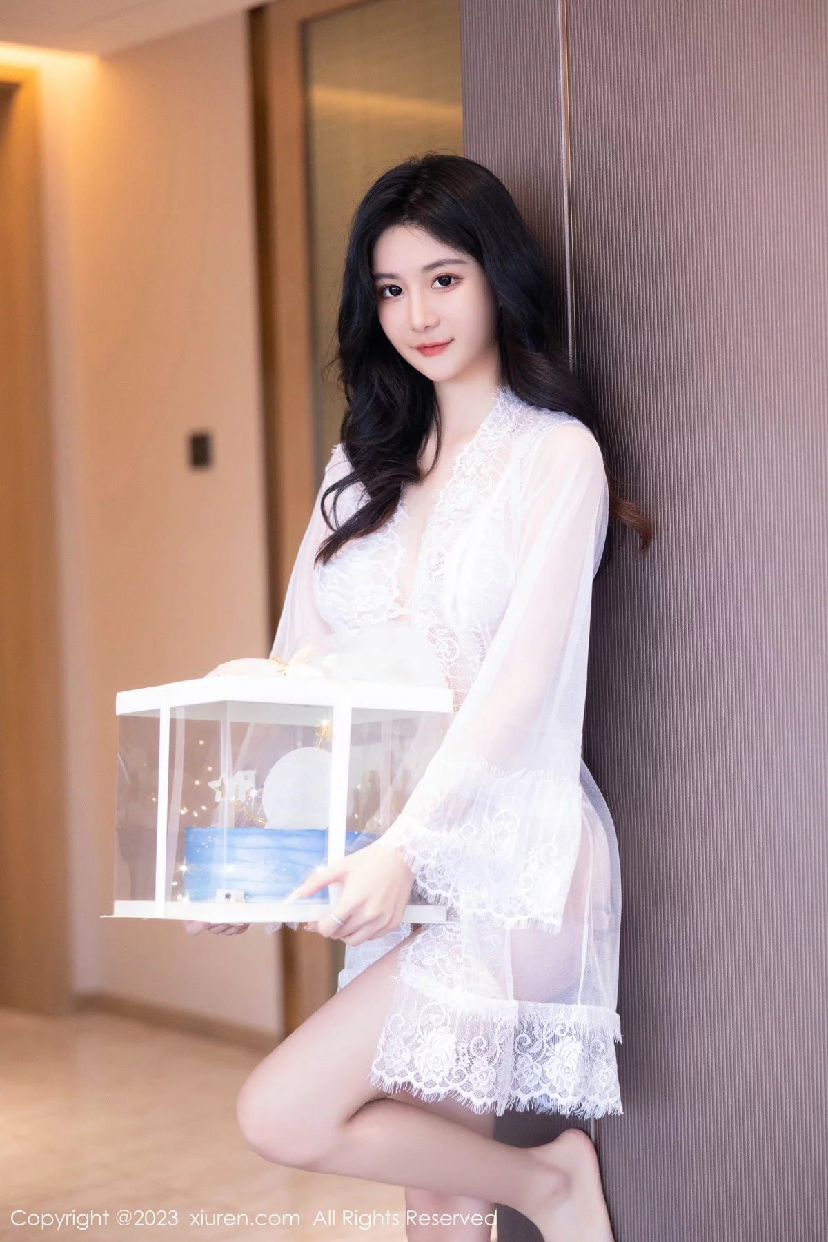 XiuRen第7348期_模特幼幼性感白色网纱服饰露白色蕾丝内衣秀完美身材诱惑写真80P