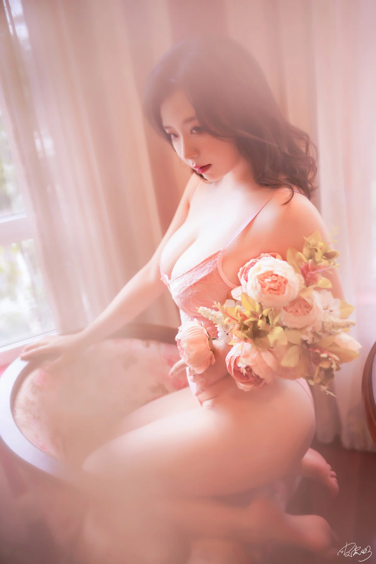 网络美女皮皮奶复古连体内衣主题脱针织毛衣露性感粉色连体内衣惹火诱惑写真24P
