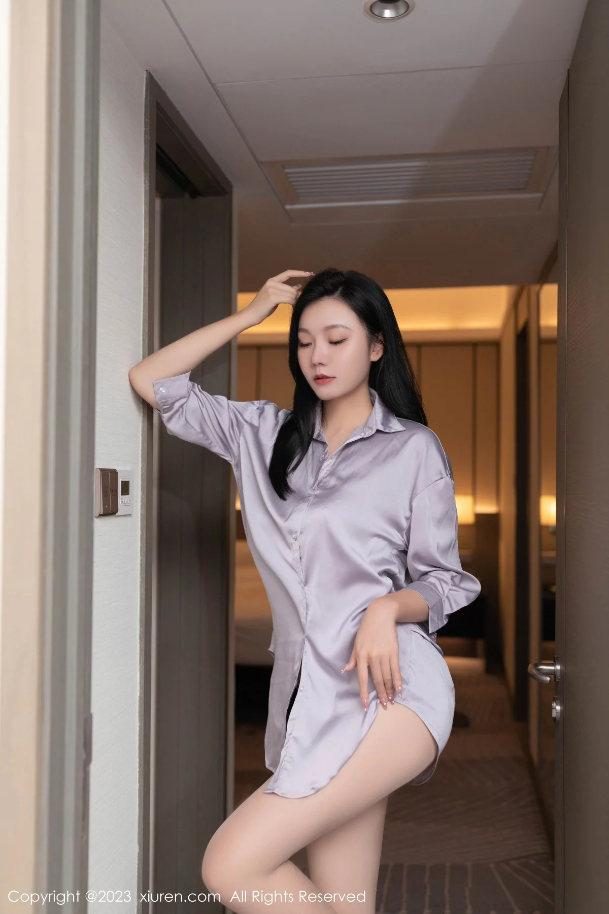 XiuRen第7376期_模特安然anran性感紫灰上衣露轻透浅色薄纱内衣完美诱惑写真76P
