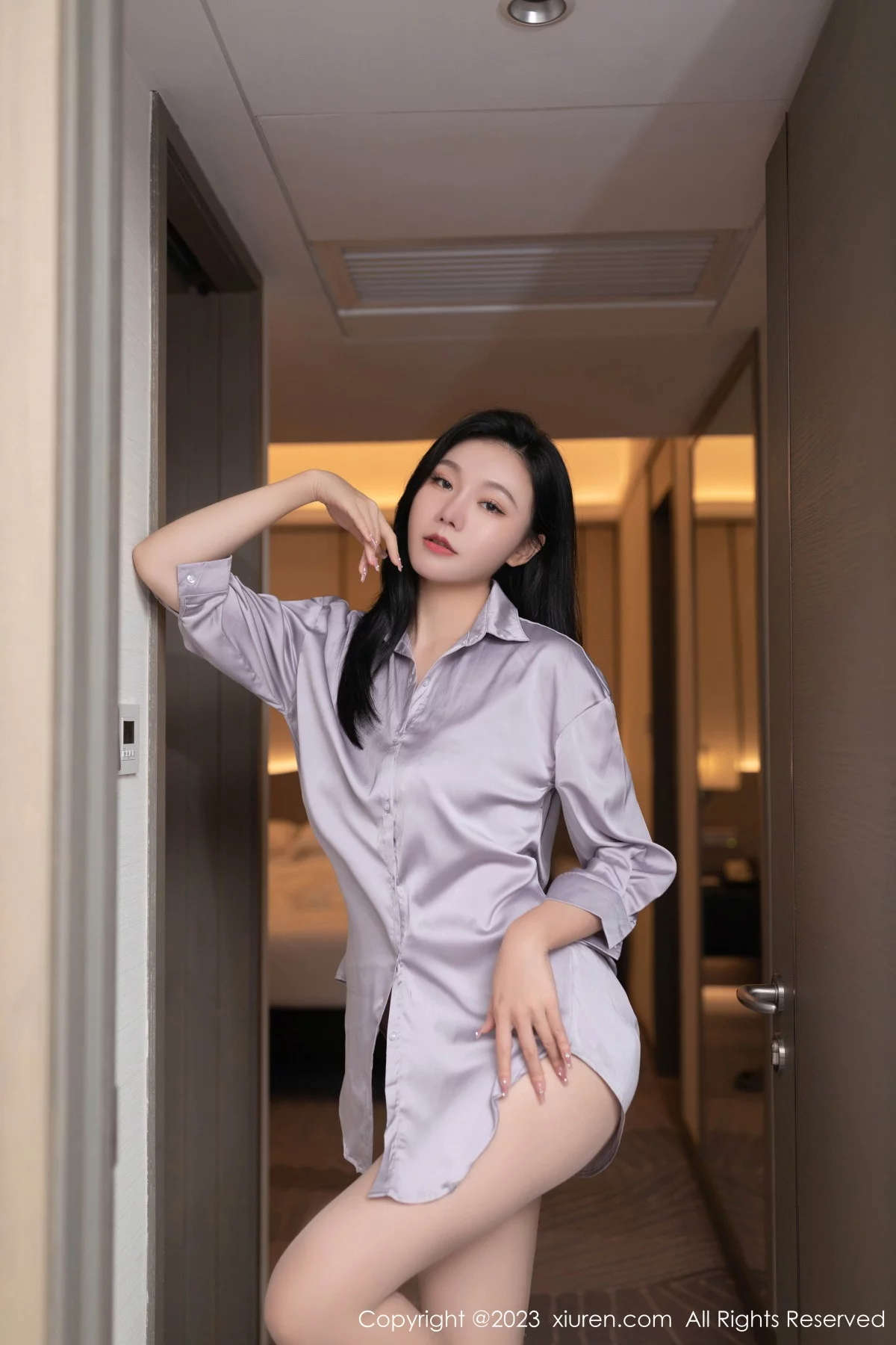 XiuRen第7376期_模特安然anran性感紫灰上衣露轻透浅色薄纱内衣完美诱惑写真76P