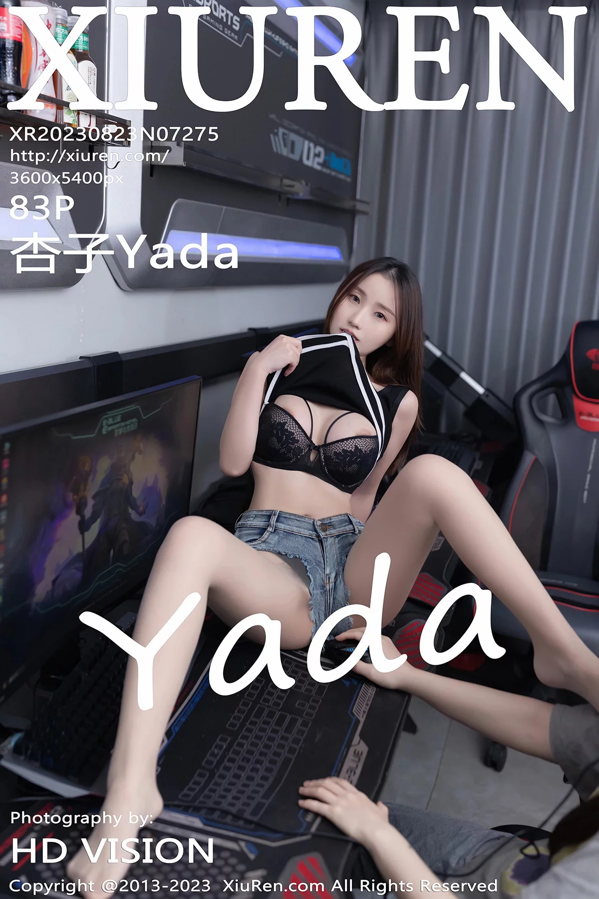 XiuRen第7275期_模特杏子Yada网吧场景黑色蕾丝内衣配原色丝袜迷人诱惑写真83P