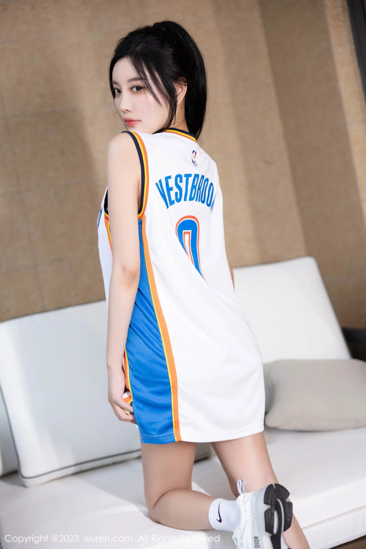 XiuRen第7304期_女神杨晨晨Yome性感白色运动服饰秀丰腴身材完美诱惑写真86P