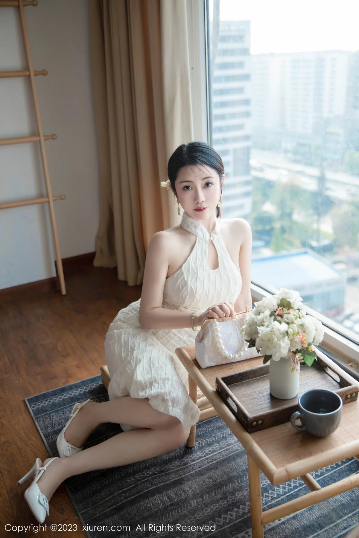 XiuRen第7435期_模特严利娅Yuliya性感白色旗袍服饰秀婀娜身姿完美诱惑写真71P