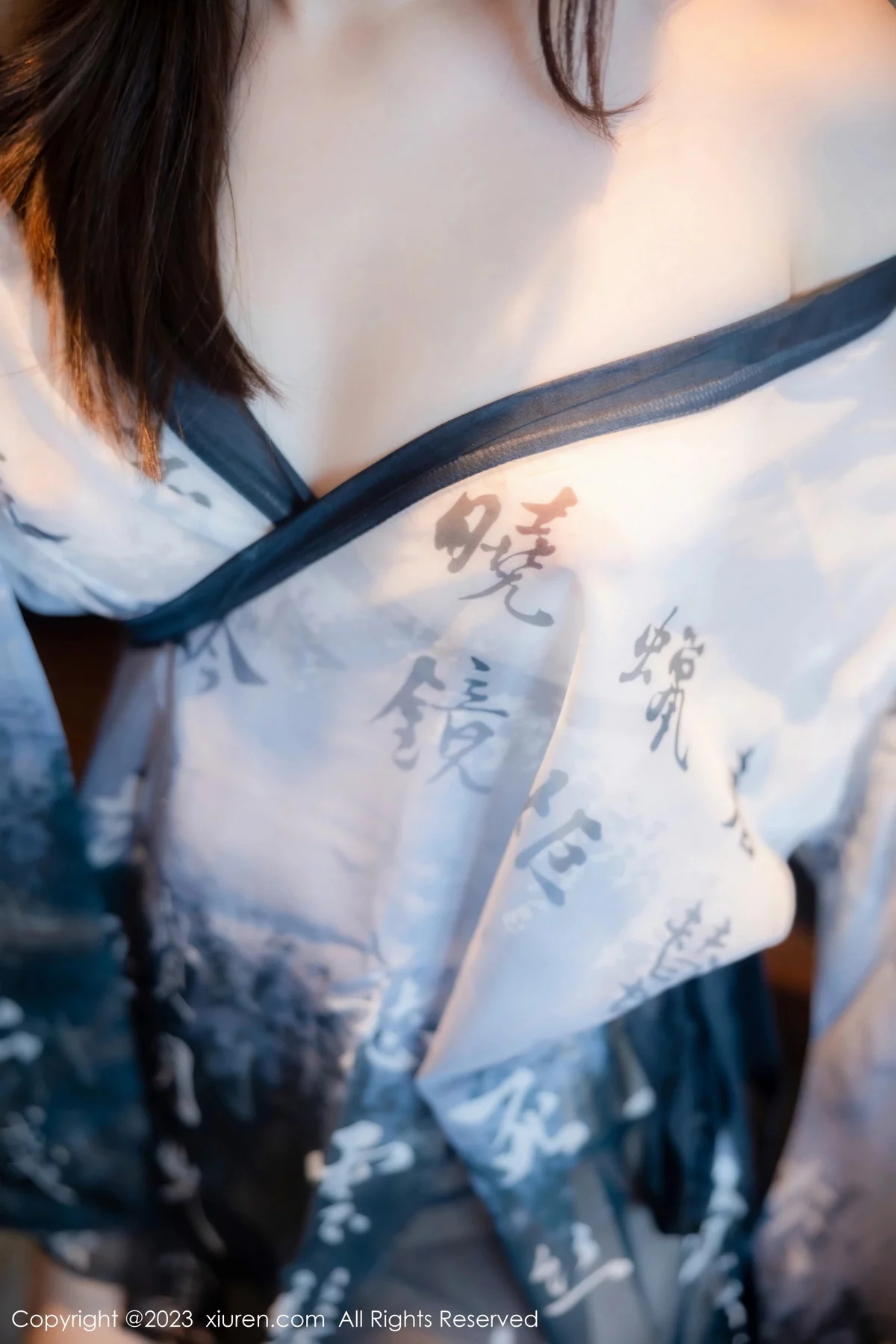 XiuRen第7459期_模特林悠悠性感黑白薄纱古装服饰配黑丝袜秀曼妙身姿诱惑写真84P