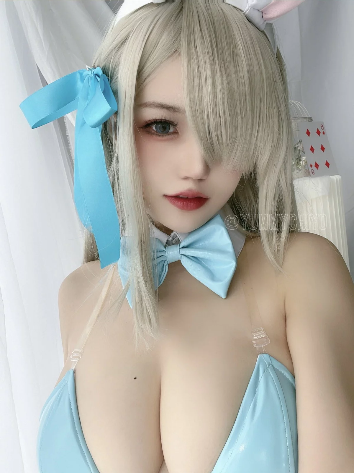 动漫博主小仓千代w-Twitter合集精选主题性感多套服饰+自拍系列迷人诱惑写真350P
