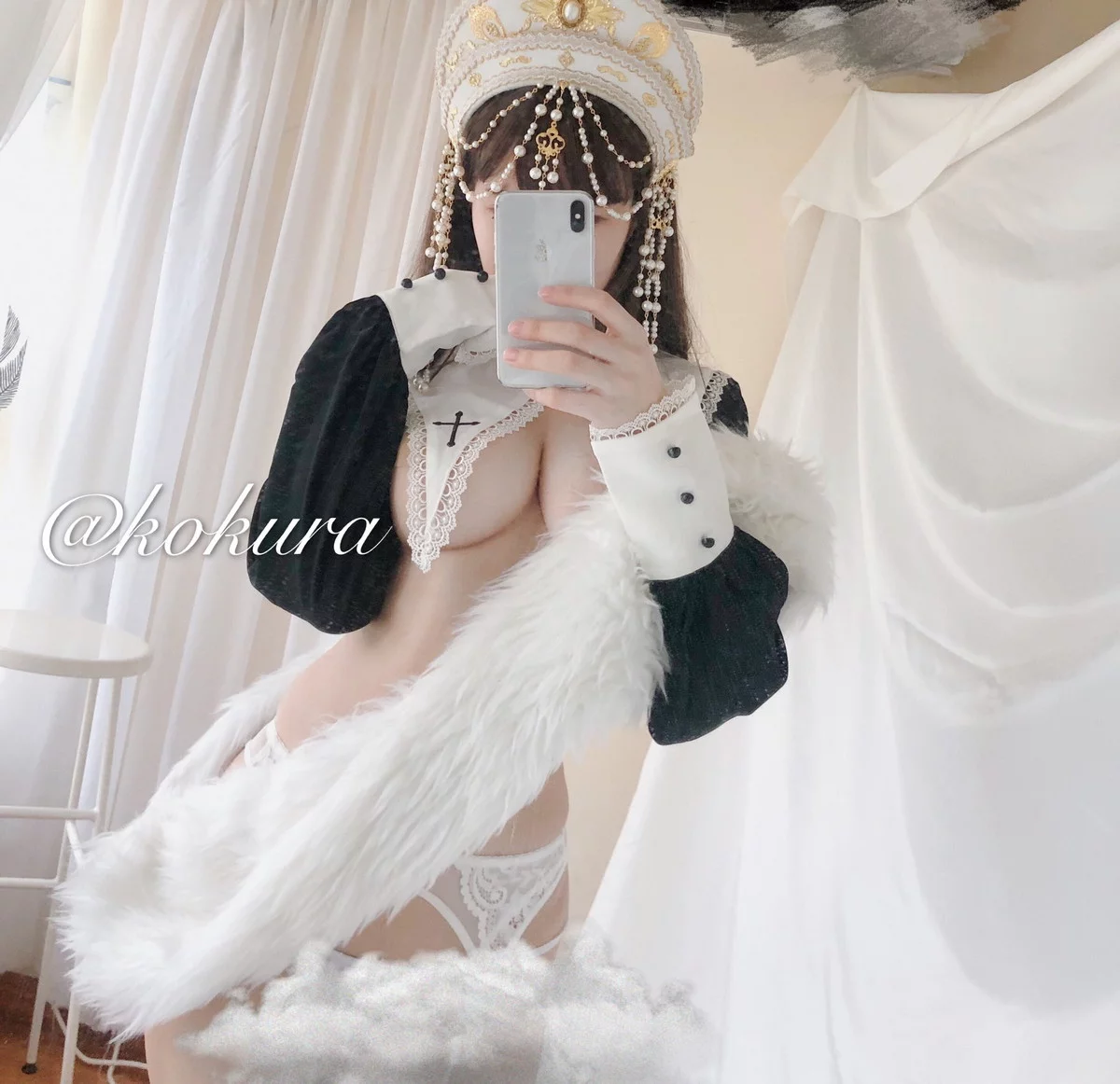 动漫博主小仓千代w-Twitter合集精选主题性感多套服饰+自拍系列迷人诱惑写真350P
