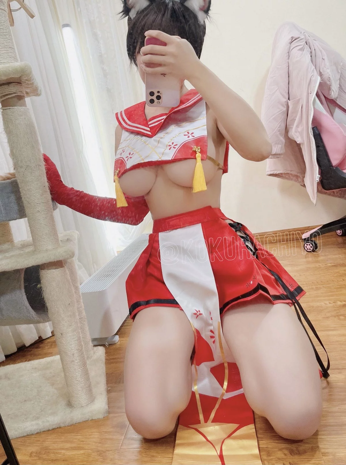 动漫博主小仓千代w-Twitter合集精选主题性感多套服饰+自拍系列迷人诱惑写真350P