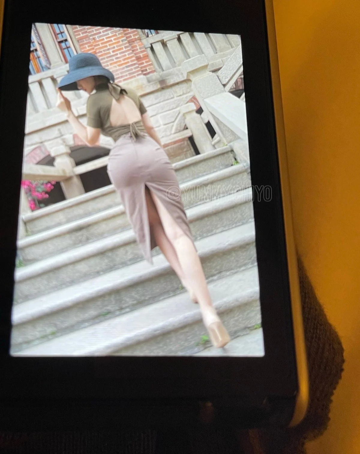 动漫博主小仓千代w-Twitter合集精选主题性感多套服饰+自拍系列迷人诱惑写真350P