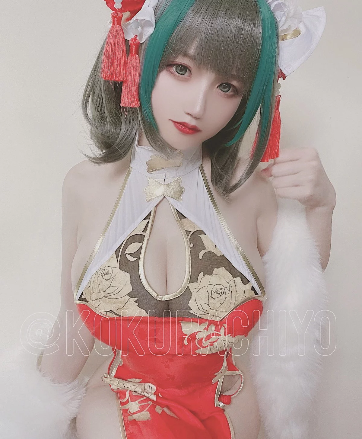 动漫博主小仓千代w-Twitter合集精选主题性感多套服饰+自拍系列迷人诱惑写真350P