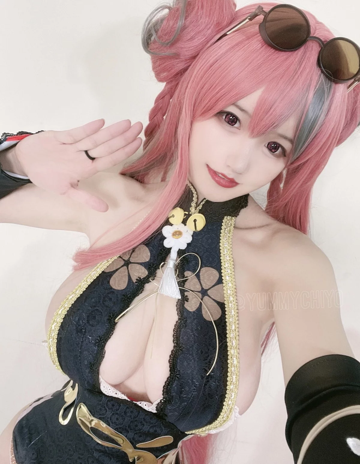 动漫博主小仓千代w-Twitter合集精选主题性感多套服饰+自拍系列迷人诱惑写真350P