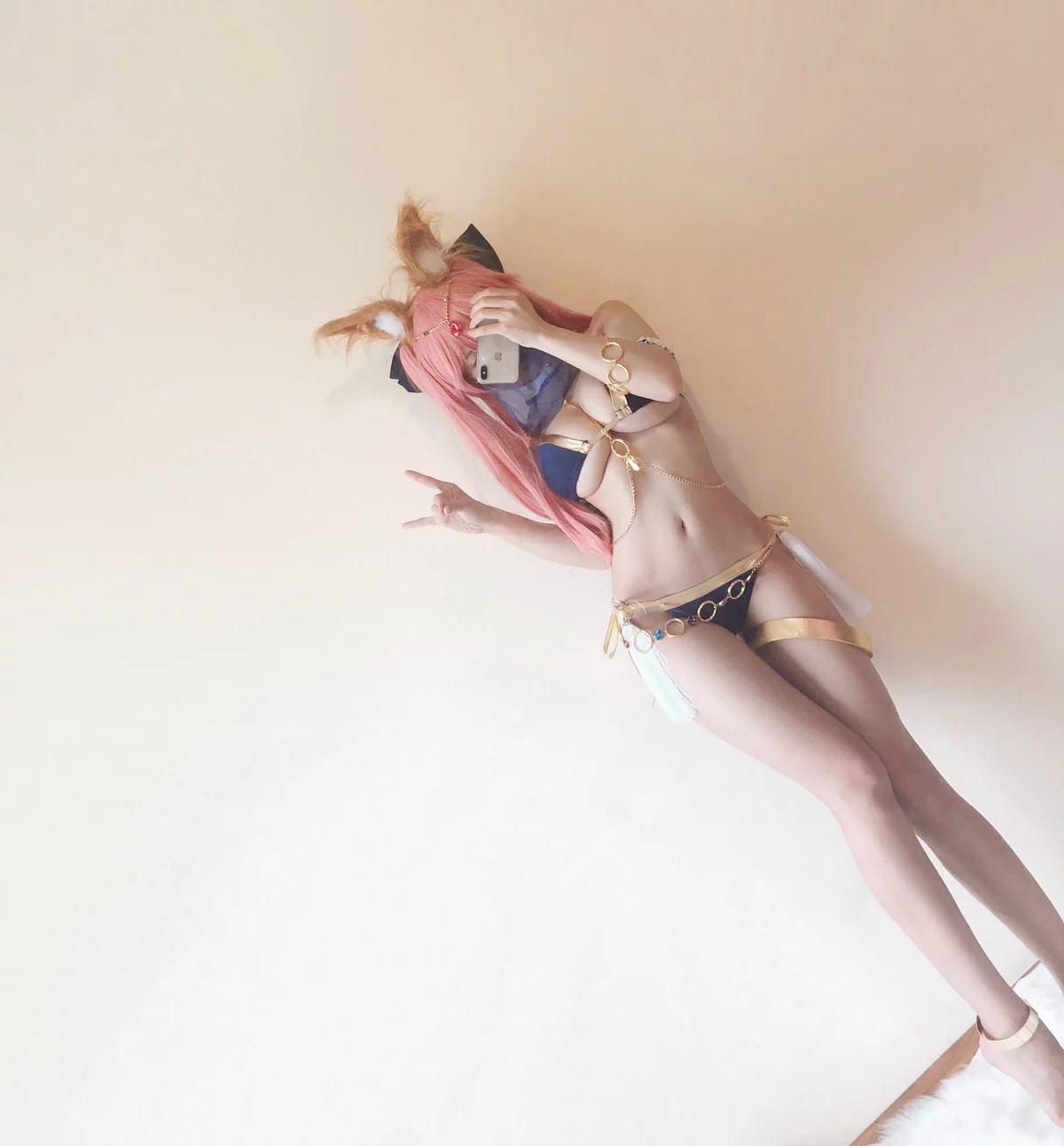 动漫博主小仓千代w-Twitter合集精选主题性感多套服饰+自拍系列迷人诱惑写真350P