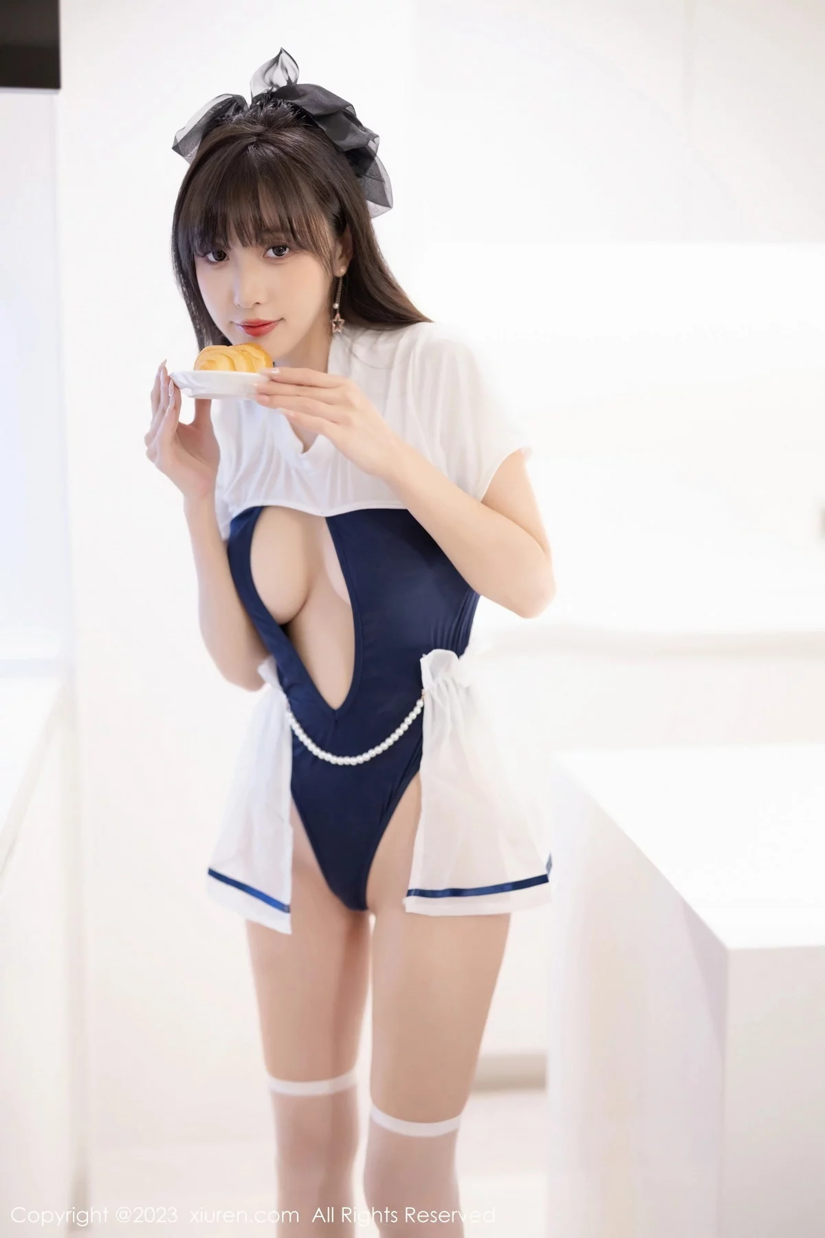 XiuRen第7468期_模特林星阑蓝白色连衣短裙+黑色薄纱连体衣秀苗条身姿诱惑写真85P