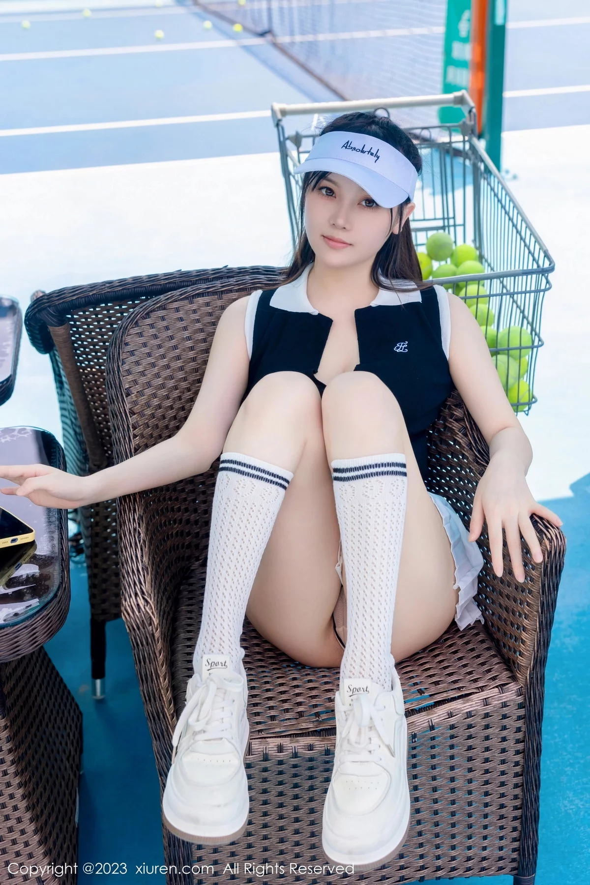 XiuRen第7467期_模特豆瓣酱性感白色短裙网球运动服饰秀翘臀美腿撩人诱惑写真80P
