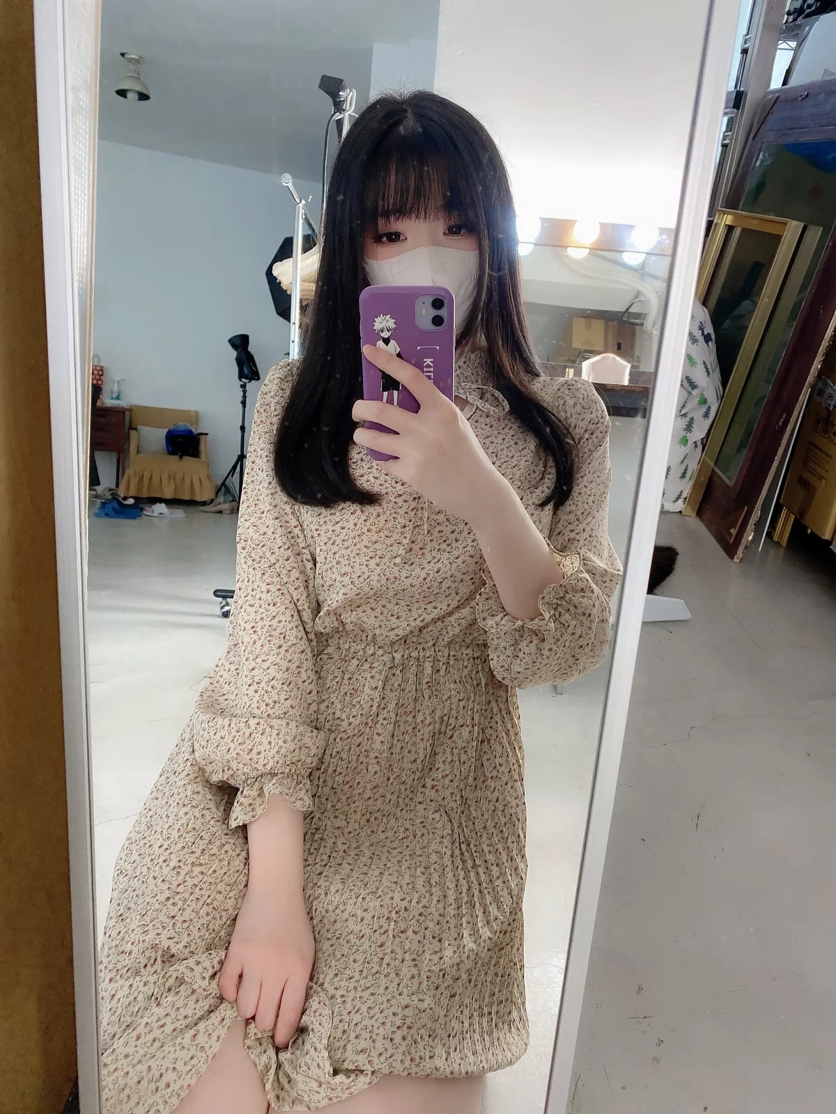 微博妹纸霜月shimo私服主题私房床上脱花色睡裙露性感肉色蕾丝内衣惹火诱惑写真31P
