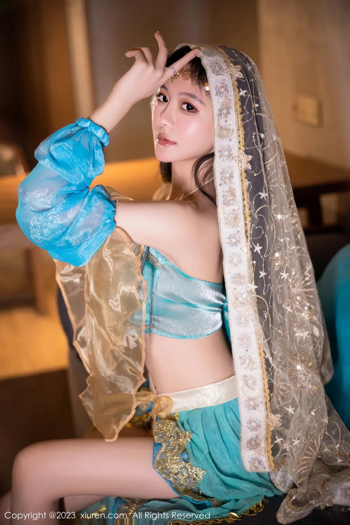 XiuRen第7469期_模特幼幼性感蓝色西域舞娘短裙露黑色内裤秀白嫩美腿诱惑写真82P