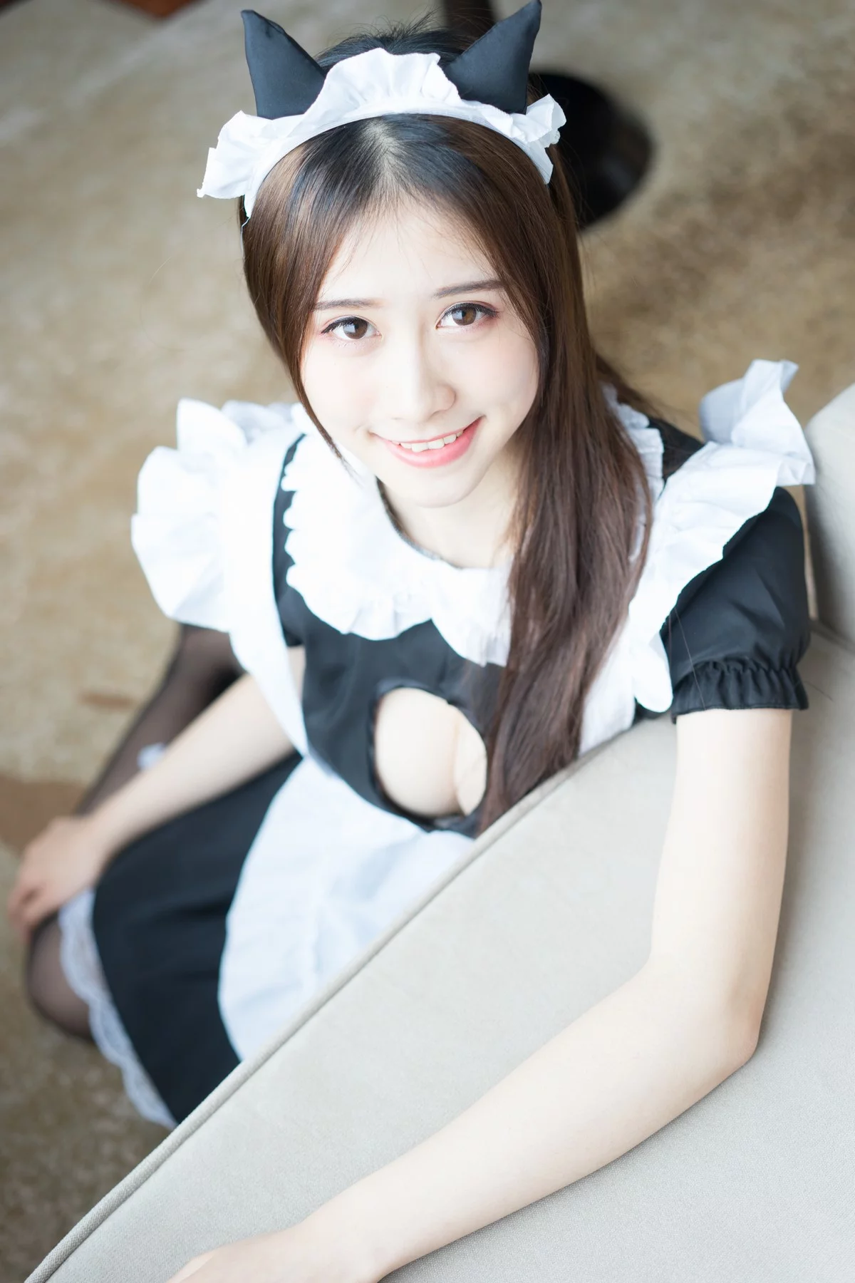 B站女主播一只小仙若黑丝女仆主题性感吊带长裙+黑色女仆装配黑丝袜诱惑写真68P