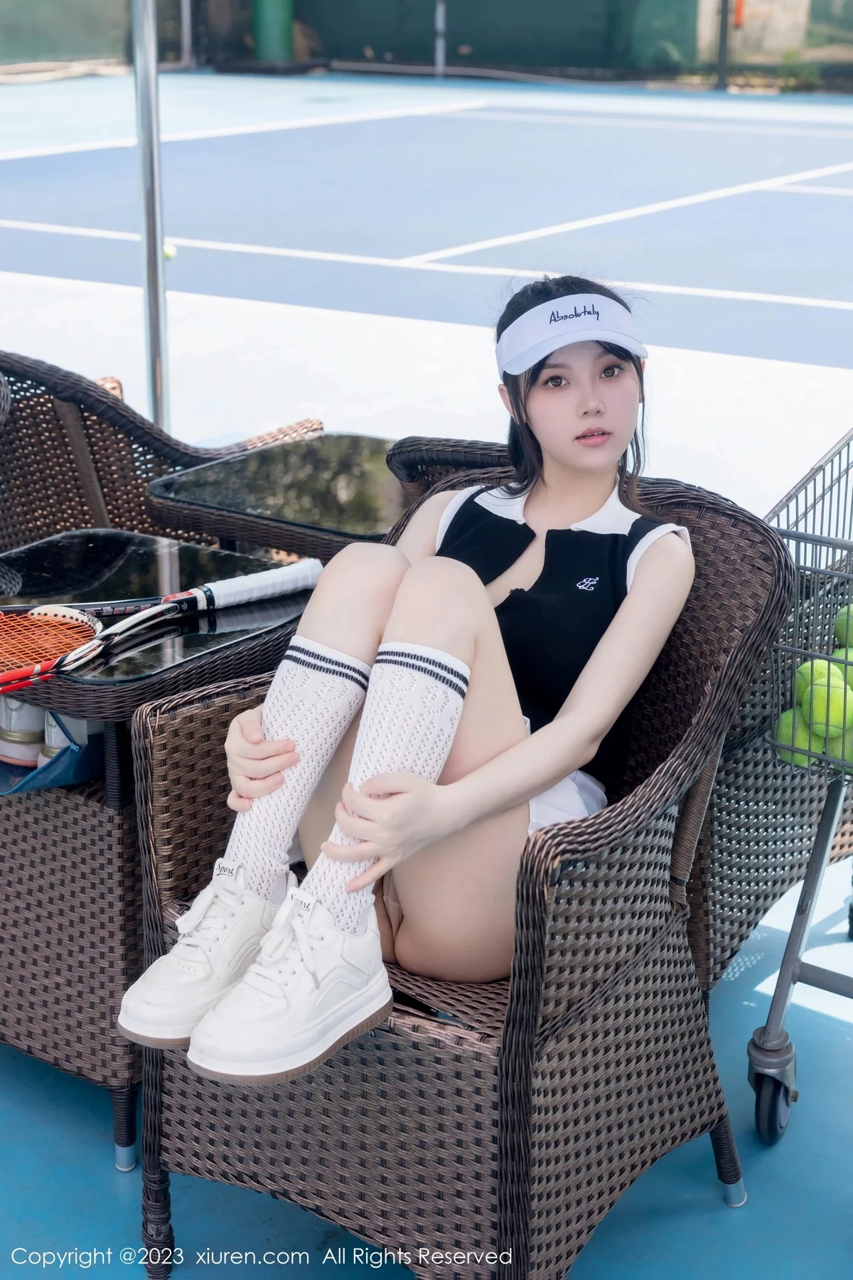 XiuRen第7467期_模特豆瓣酱性感白色短裙网球运动服饰秀翘臀美腿撩人诱惑写真80P