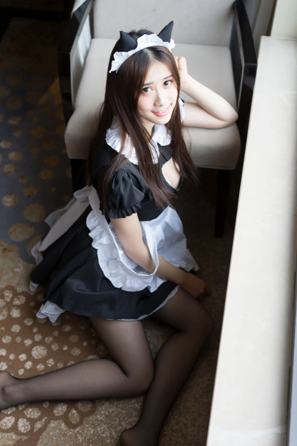 B站女主播一只小仙若黑丝女仆主题性感吊带长裙+黑色女仆装配黑丝袜诱惑写真68P