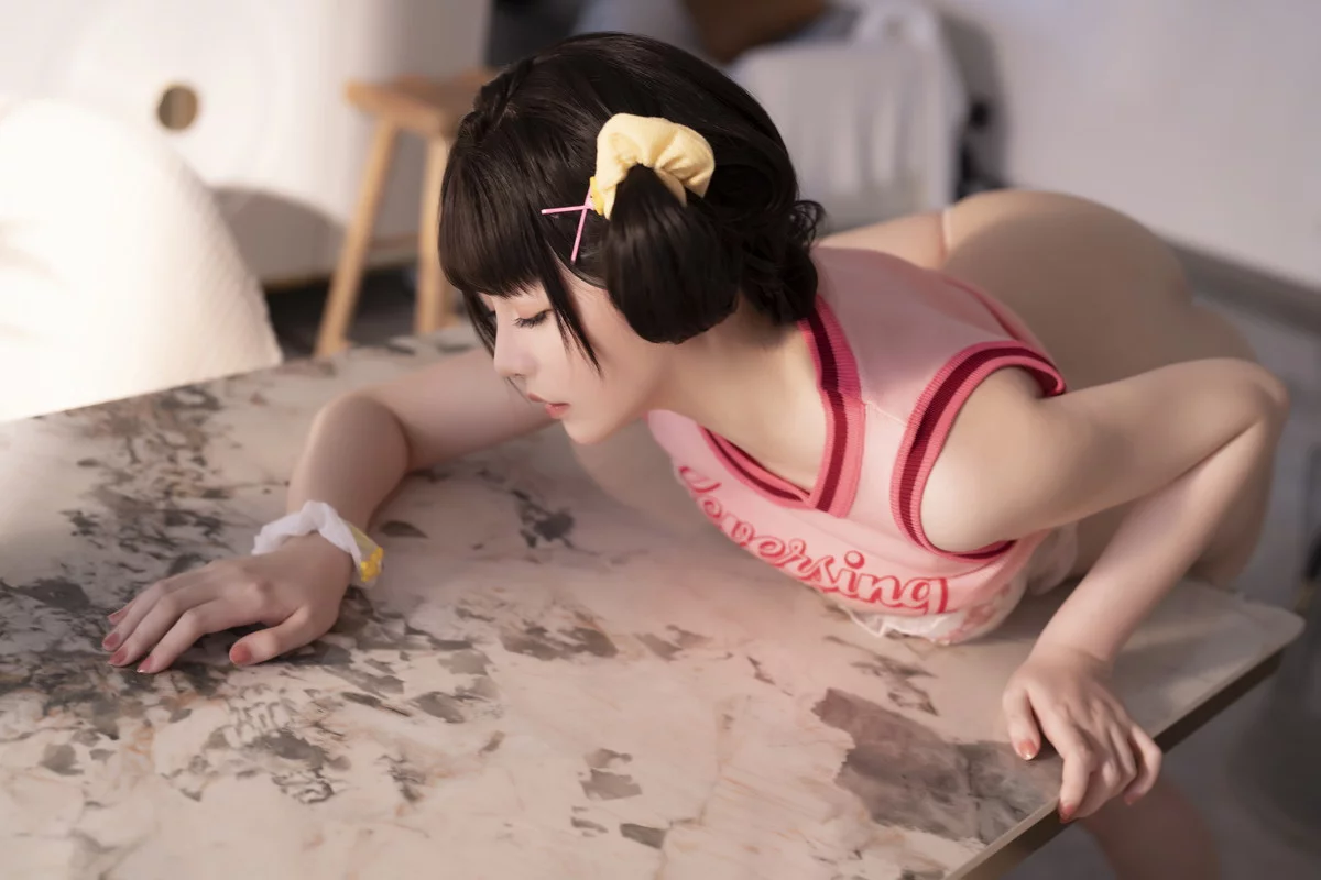 Coser小姐姐星之迟迟邻家的小鬼头妹妹主题性感绒毛内衣+蕾丝内衣完美诱惑写真134P