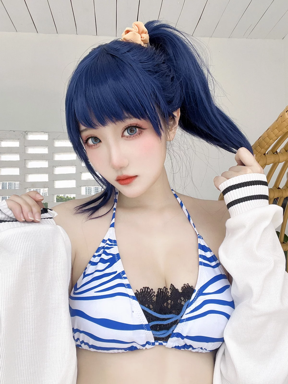 微博妹子Momoko葵葵&瓜希酱新条茜泳装主题泳池性感比基尼秀完美身材诱惑写真85P