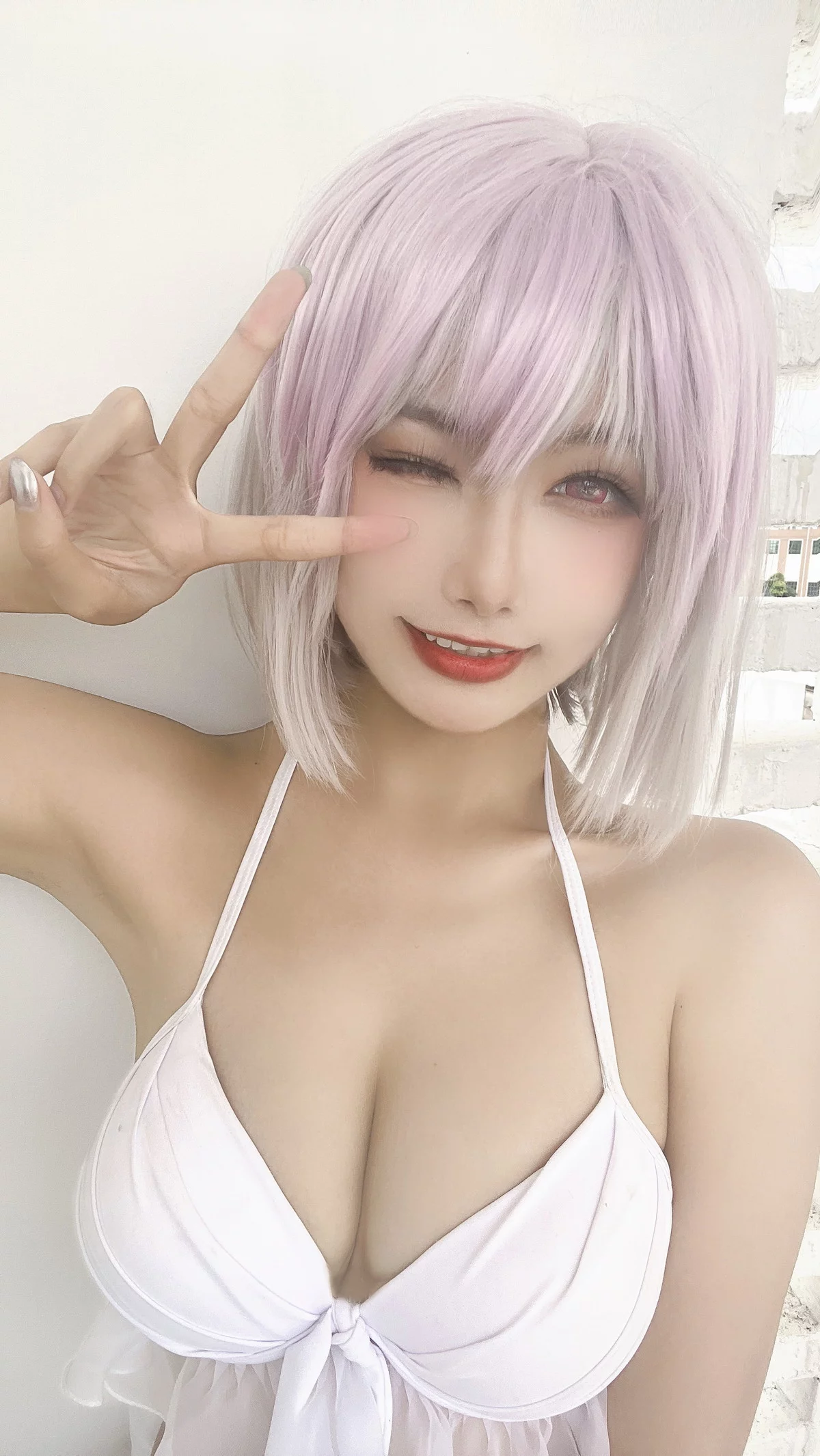 微博妹子Momoko葵葵&瓜希酱新条茜泳装主题泳池性感比基尼秀完美身材诱惑写真85P