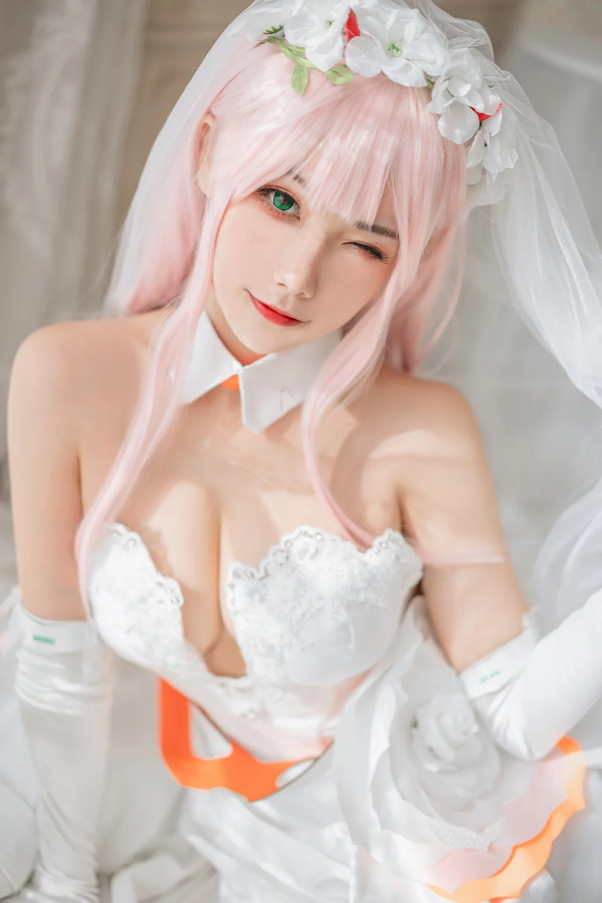 微博妹子Momoko葵葵泳装&兔女郎&花嫁主题性感多套服饰秀完美身材诱惑写真61P