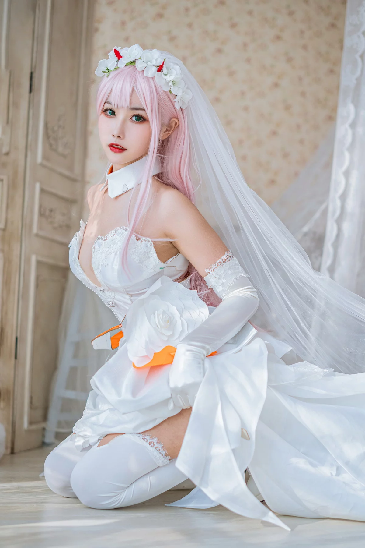 微博妹子Momoko葵葵泳装&兔女郎&花嫁主题性感多套服饰秀完美身材诱惑写真61P