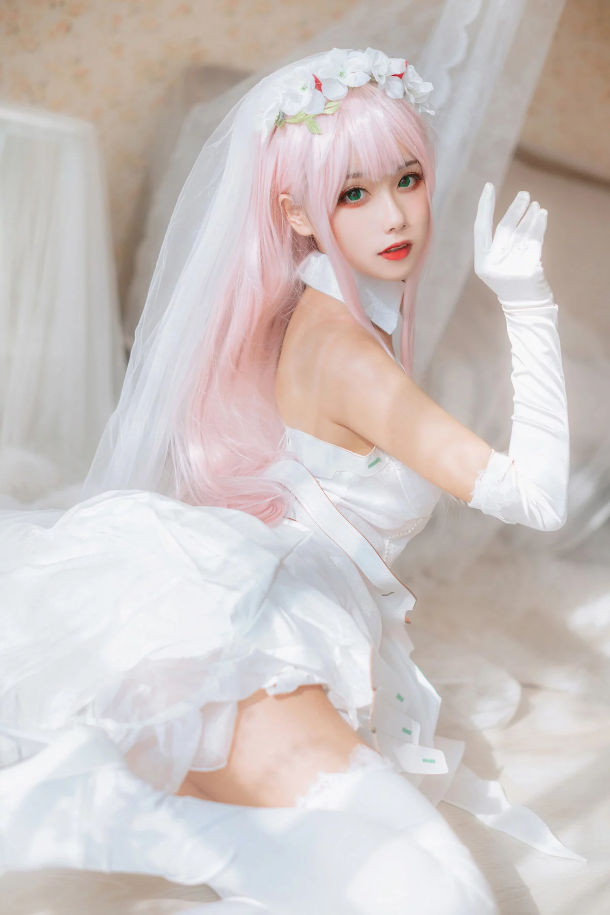 微博妹子Momoko葵葵泳装&兔女郎&花嫁主题性感多套服饰秀完美身材诱惑写真61P