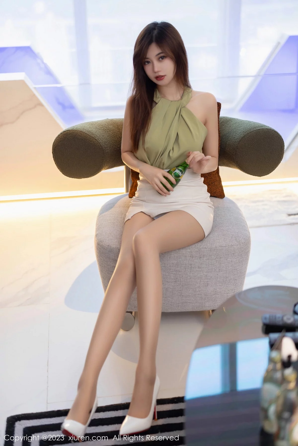 XiuRen第7503期_女神绮里嘉ula浴缸场景性感黑色情趣内衣秀完美身材诱惑写真116P