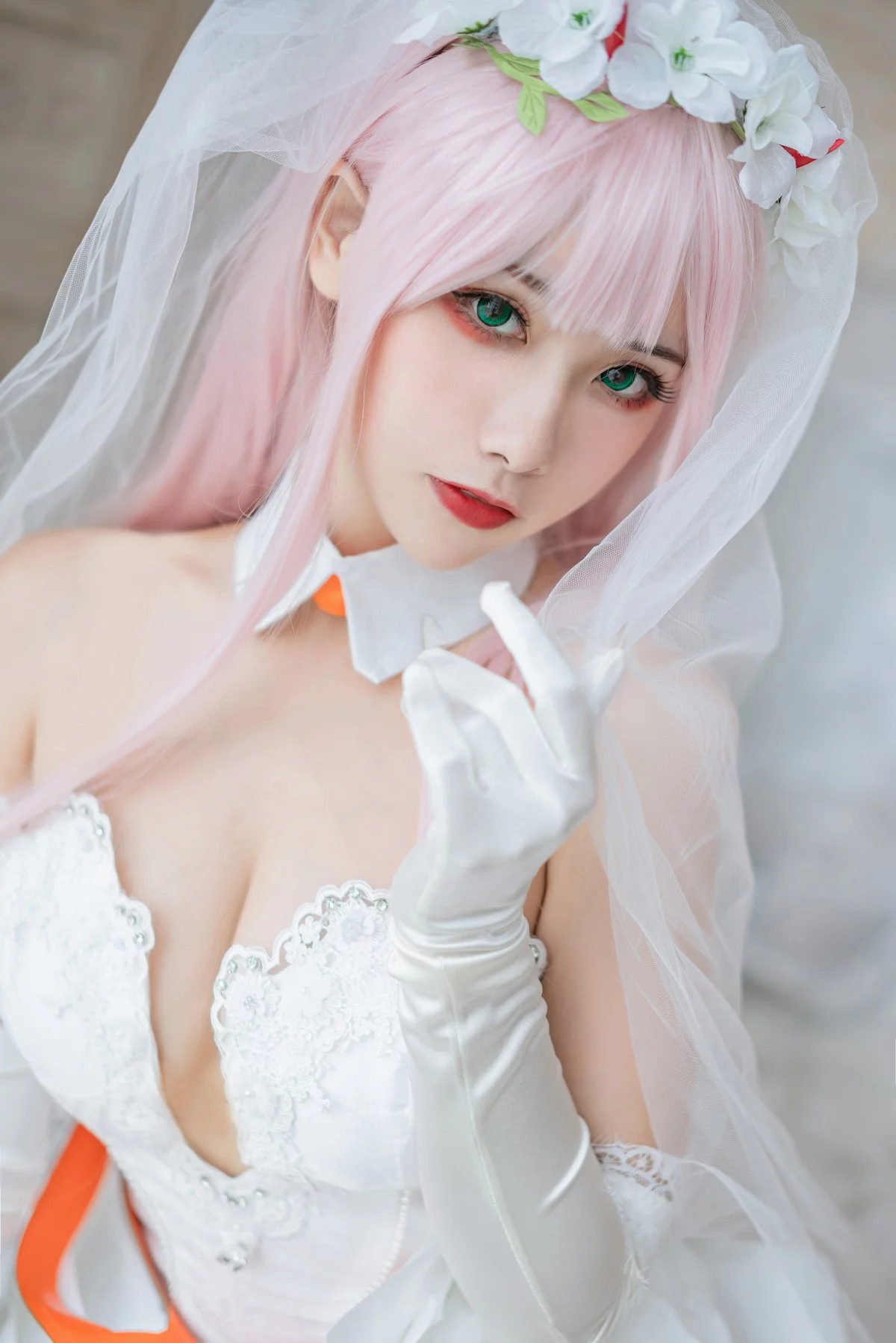 微博妹子Momoko葵葵泳装&兔女郎&花嫁主题性感多套服饰秀完美身材诱惑写真61P