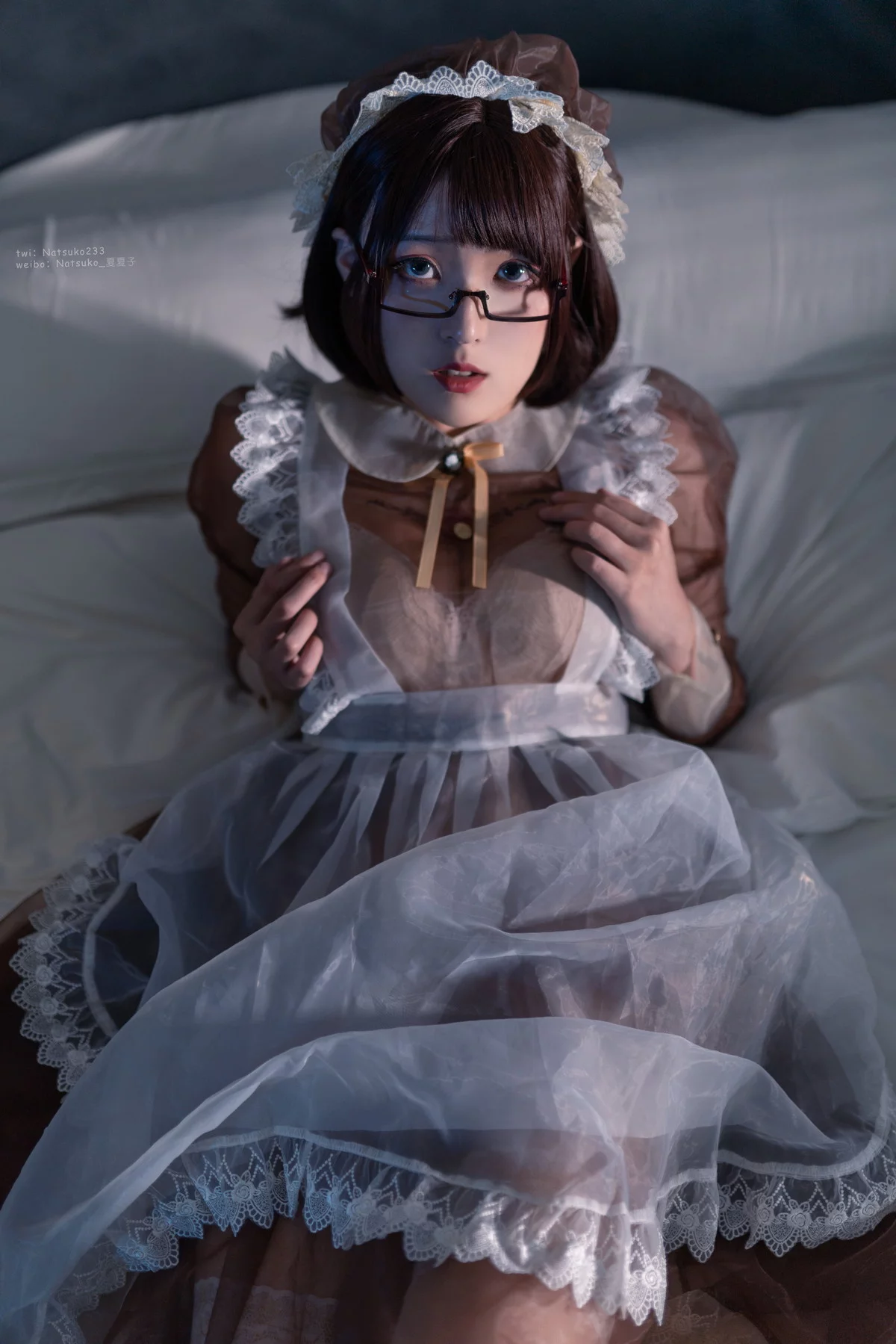 网络美女Natsuko夏夏子透明女仆主题性感透明女仆装露白色蕾丝内衣完美诱惑写真76P