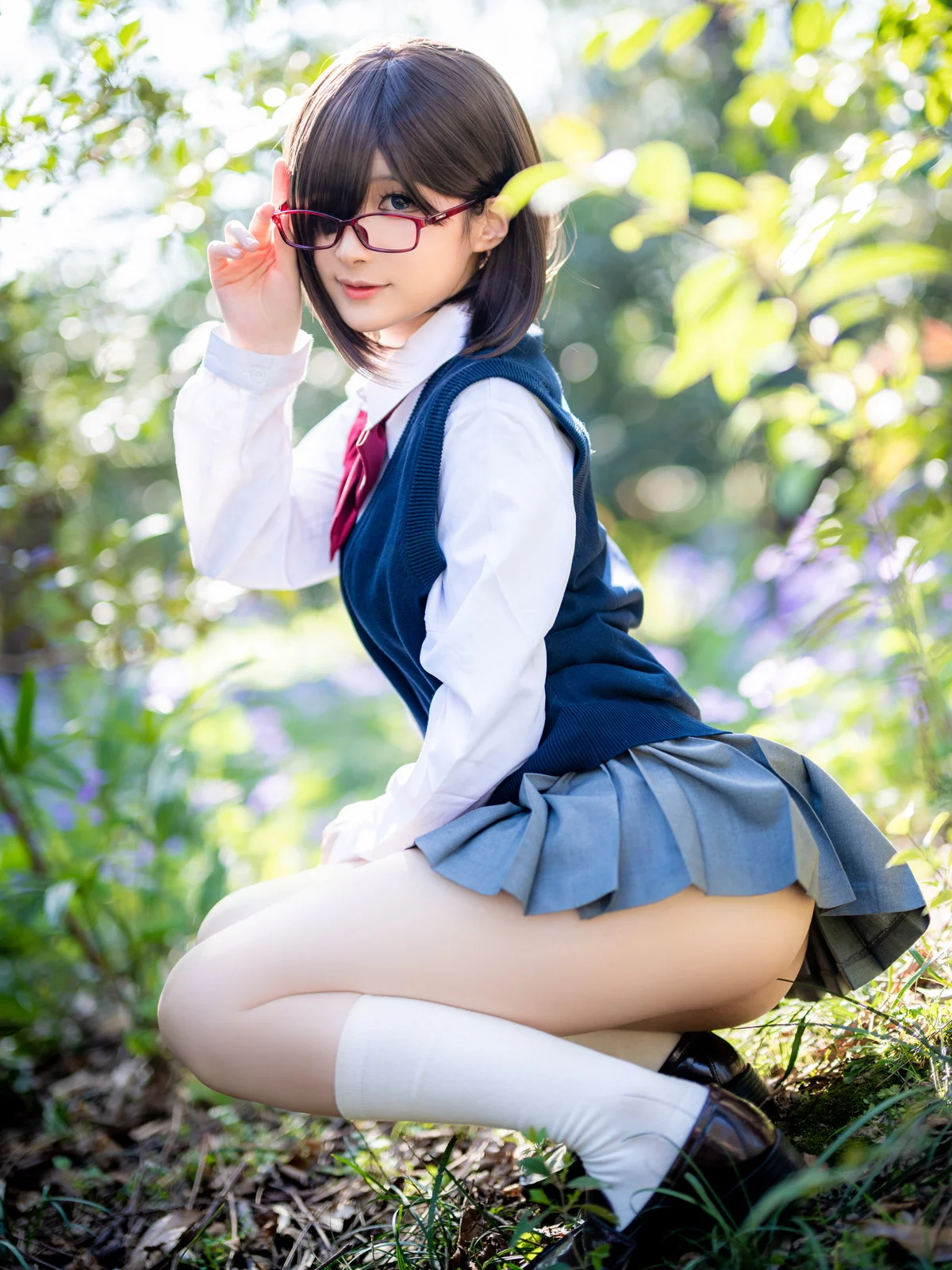 Cos小姐姐幼爱youmeko天乃莉莉纱主题户外性感JK短裙秀翘臀美腿完美诱惑写真27P