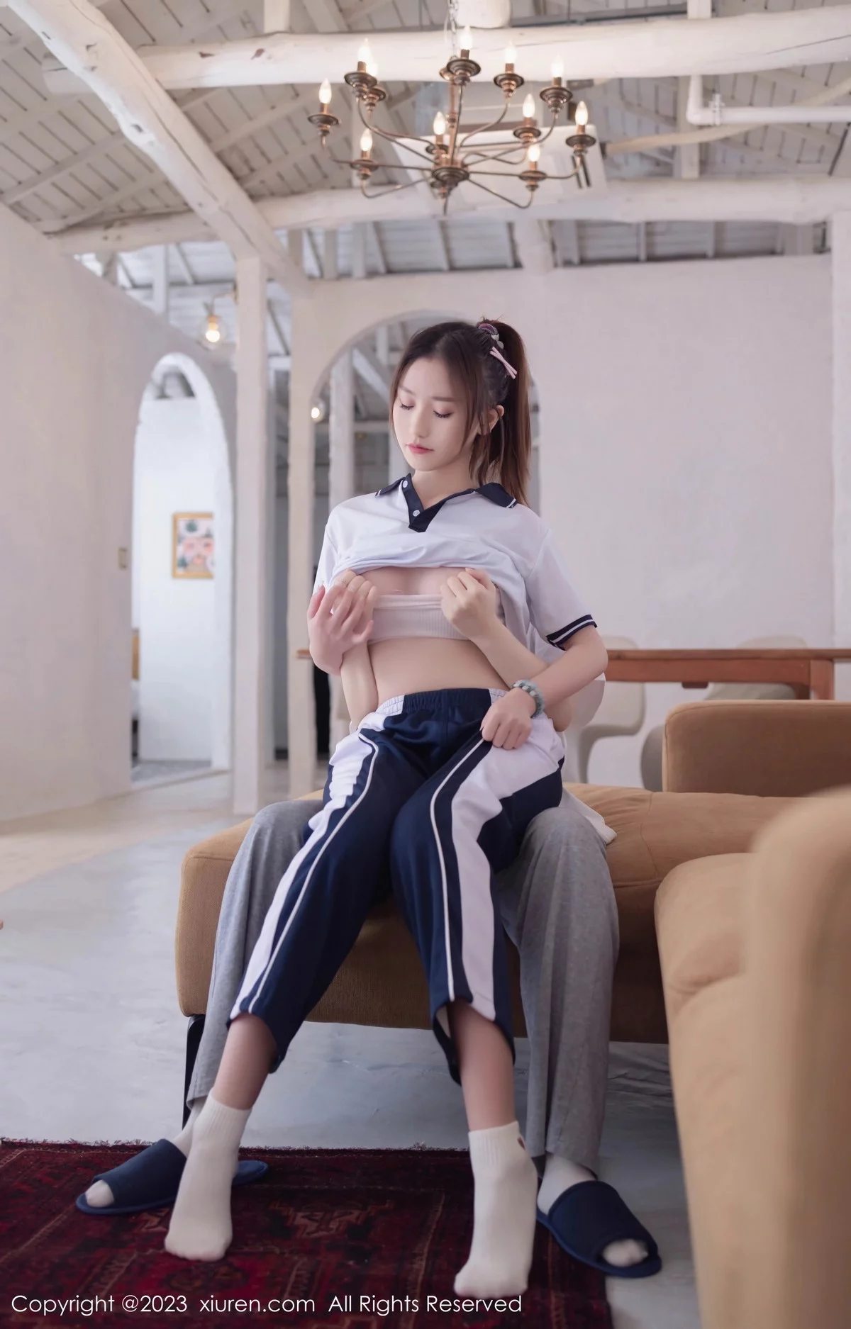XiuRen第7528期_模特杏子Yada脱普蓝色学妹制服露白色内衣秀曼妙身姿诱惑写真89P