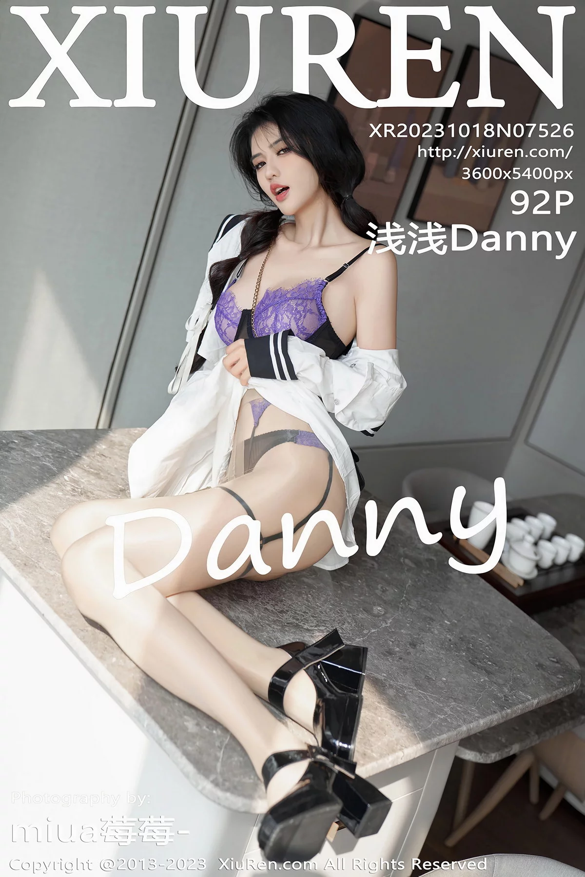 XiuRen第7526期_模特浅浅Danny性感紫色蕾丝内衣配原色丝袜秀曼妙身姿诱惑写真92P
