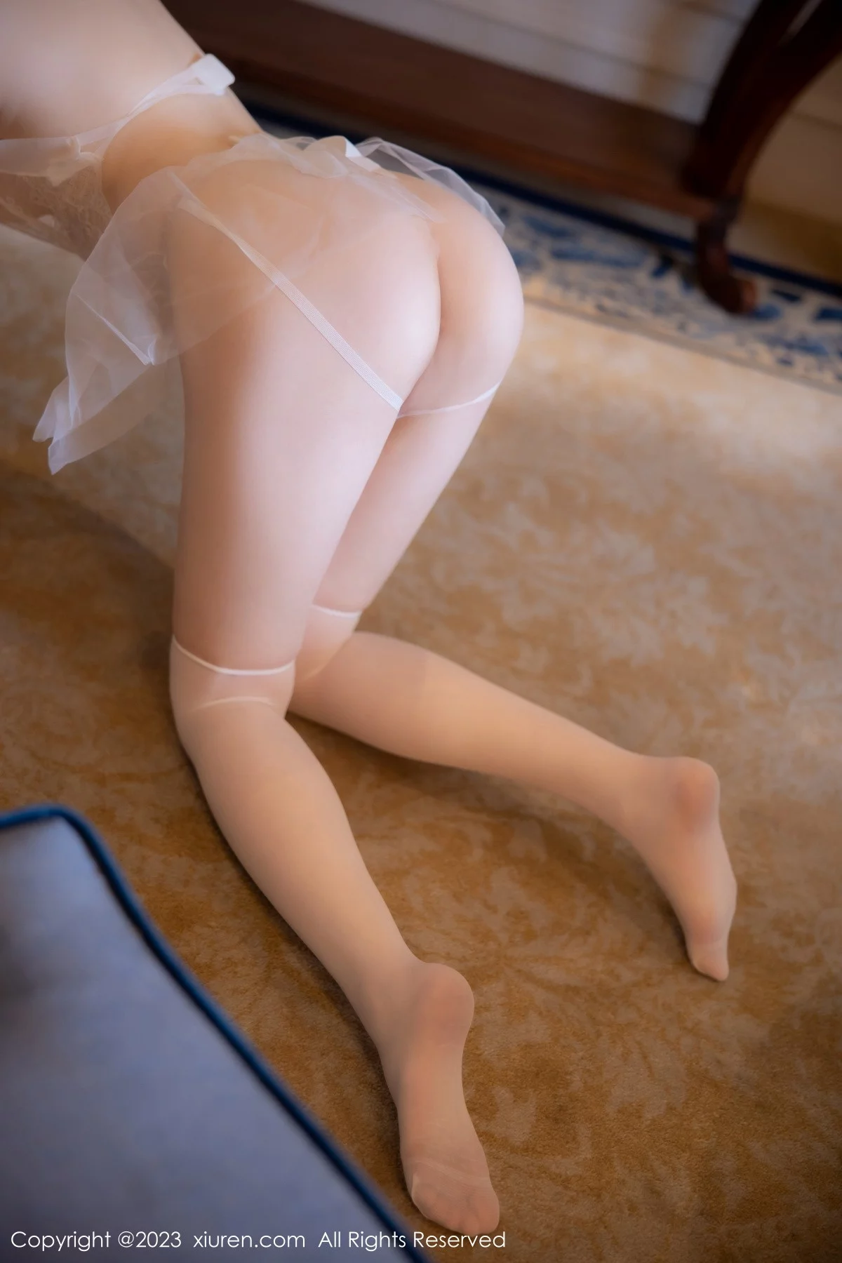 XiuRen第7421期_模特林悠悠性感白色情趣婚纱服饰配白丝袜秀曼妙身姿诱惑写真82P