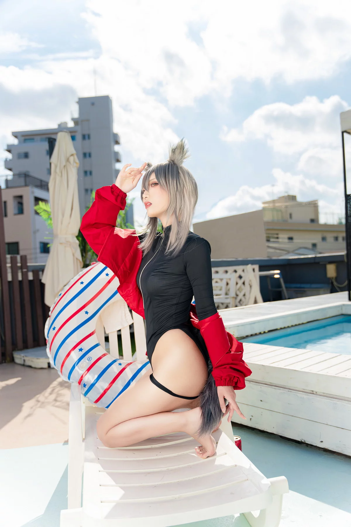 Coser美女切切celia明日方舟主题泳池边性感黑色连体泳衣秀完美身材诱惑写真28P