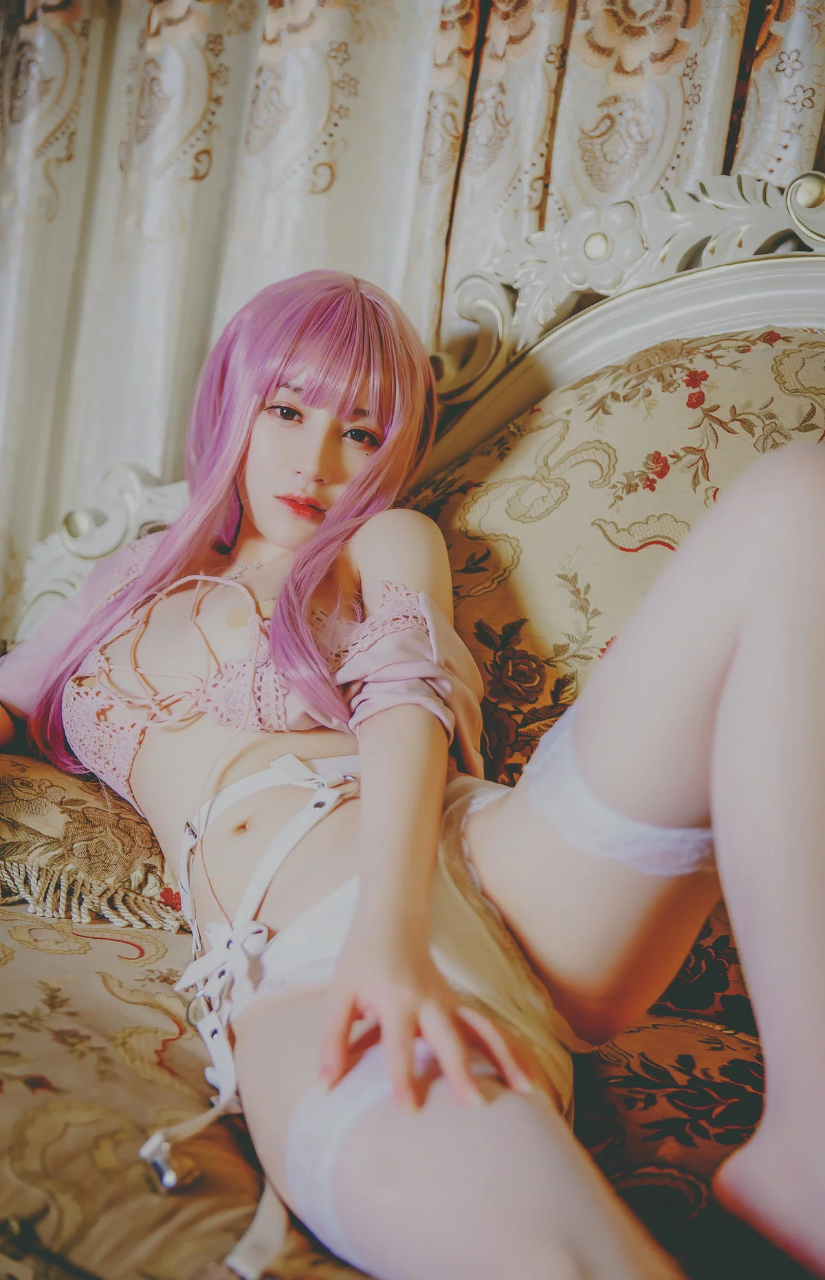 动漫博主尤猫醒醒Pink Hair Underwear主题私房性感情趣内衣配白丝吊袜诱惑写真27P