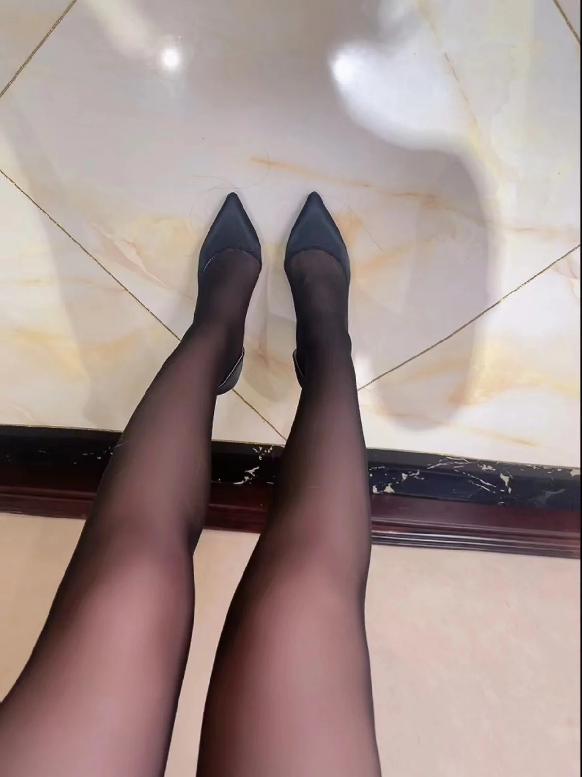 网红小姐姐奶宝妹纸微密圈系列2主题私房性感内衣服饰秀完美身材诱惑写真230P