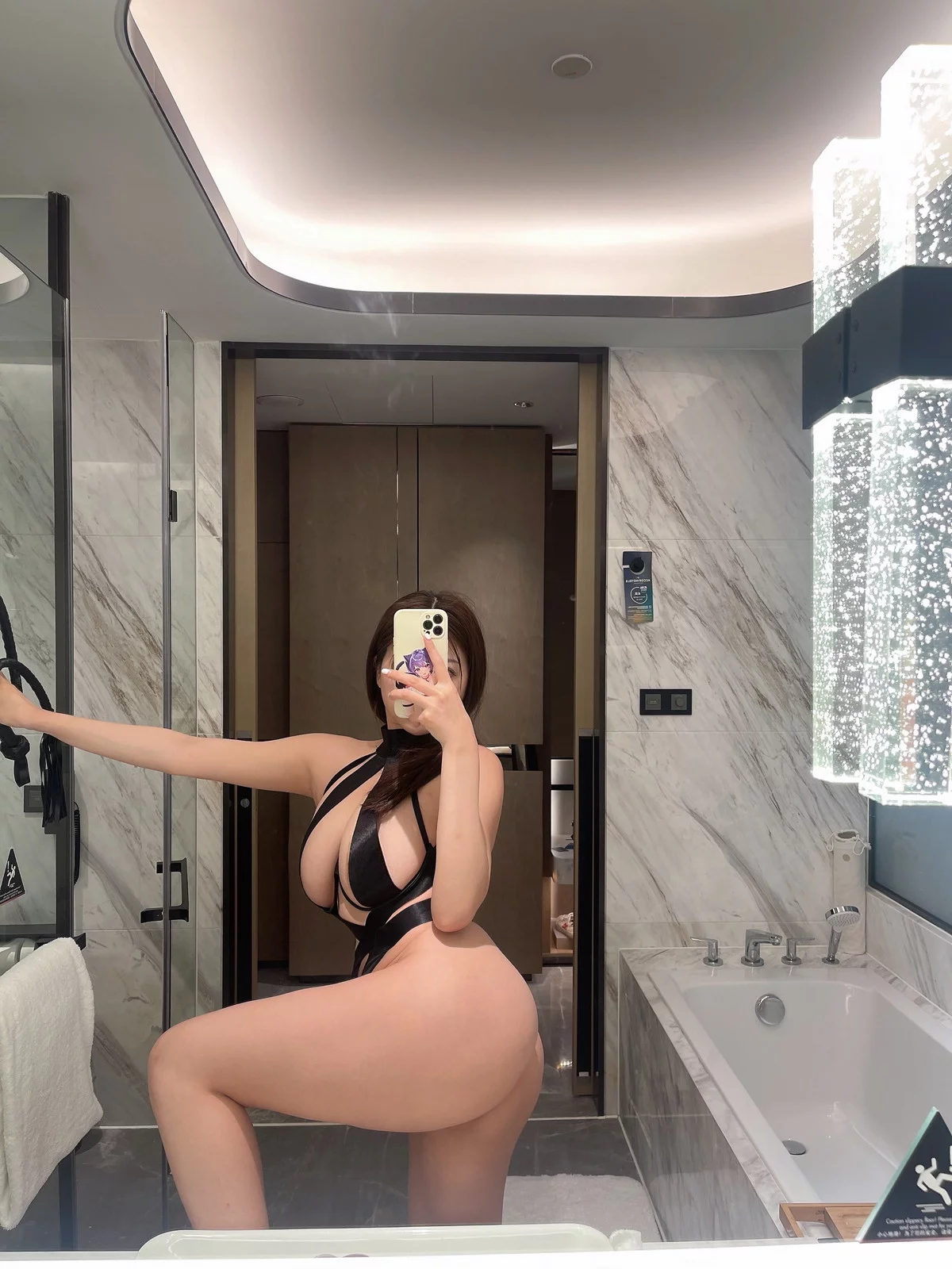 网红小姐姐奶宝妹纸微密圈系列2主题私房性感内衣服饰秀完美身材诱惑写真230P