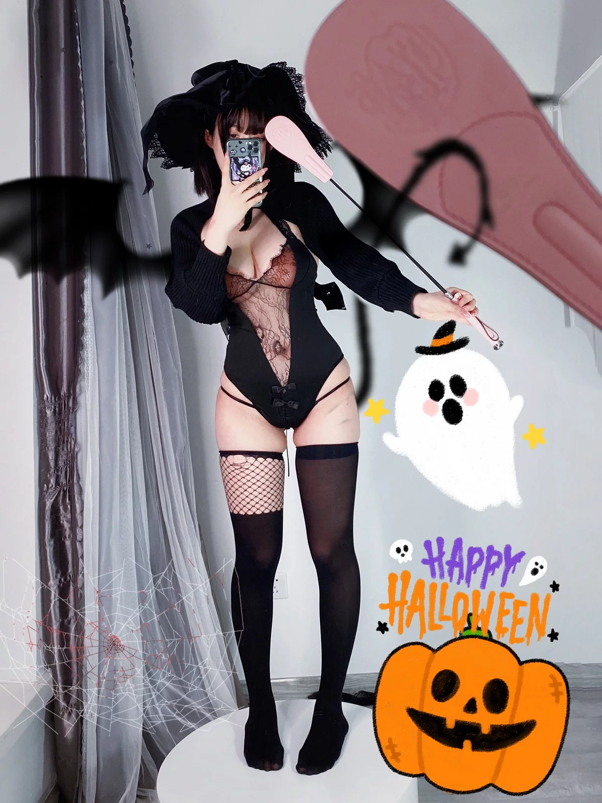 Coser小姐姐白银柴郡魔女主题性感露背毛衣+黑色情趣服饰秀丰满身材诱惑写真31P