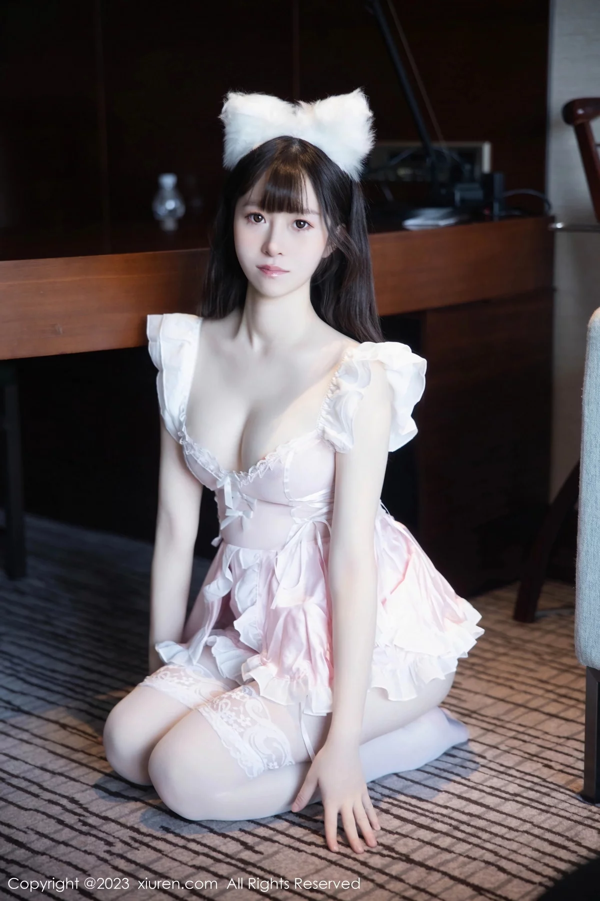 XiuRen第7602期_模特林悠悠脱粉色女仆短裙露性感情趣内衣秀惹火身材诱惑写真80P