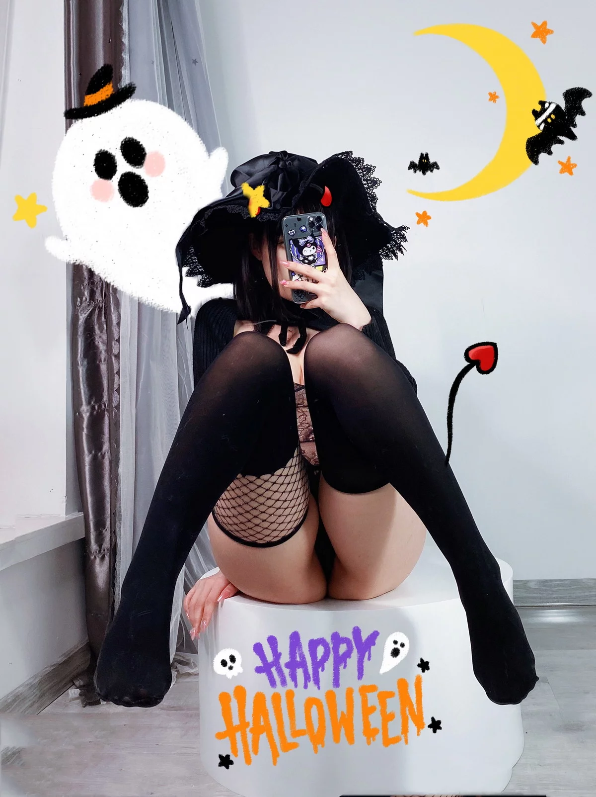 Coser小姐姐白银柴郡魔女主题性感露背毛衣+黑色情趣服饰秀丰满身材诱惑写真31P