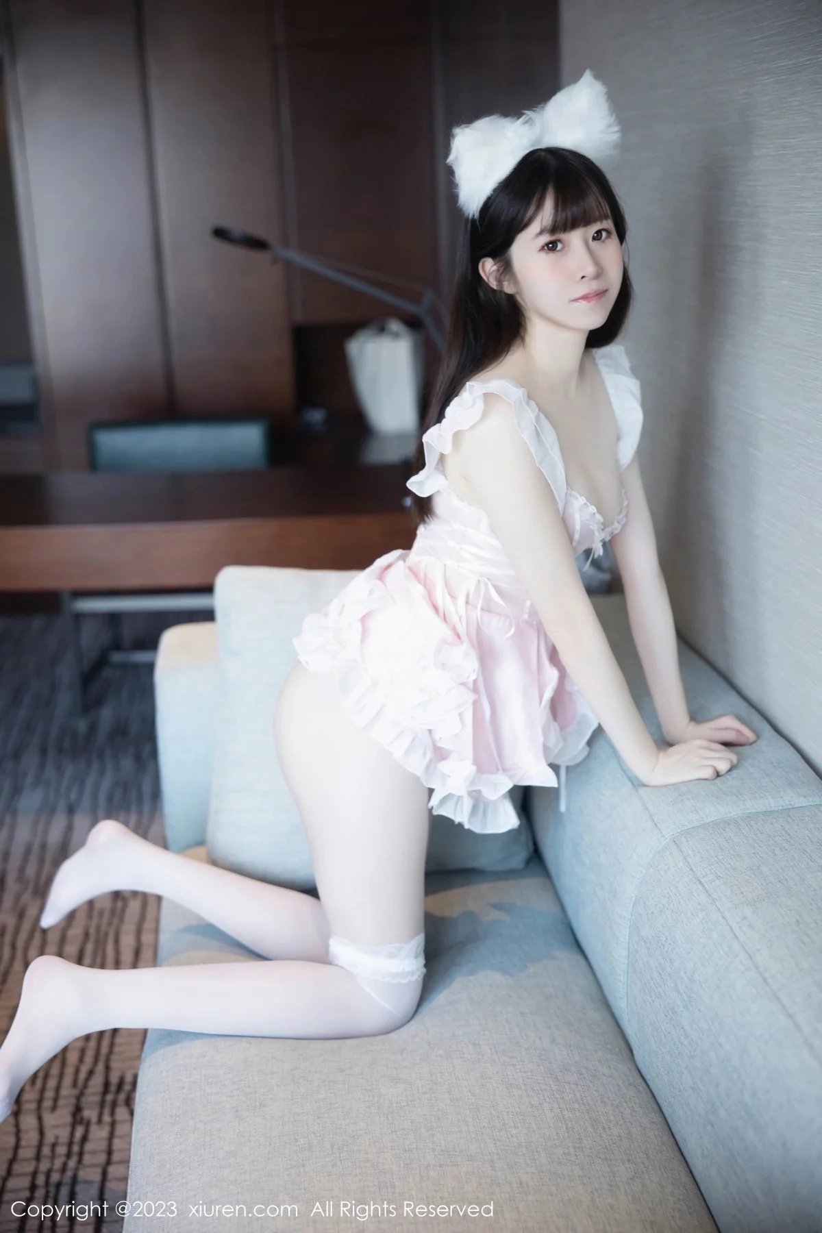 XiuRen第7602期_模特林悠悠脱粉色女仆短裙露性感情趣内衣秀惹火身材诱惑写真80P