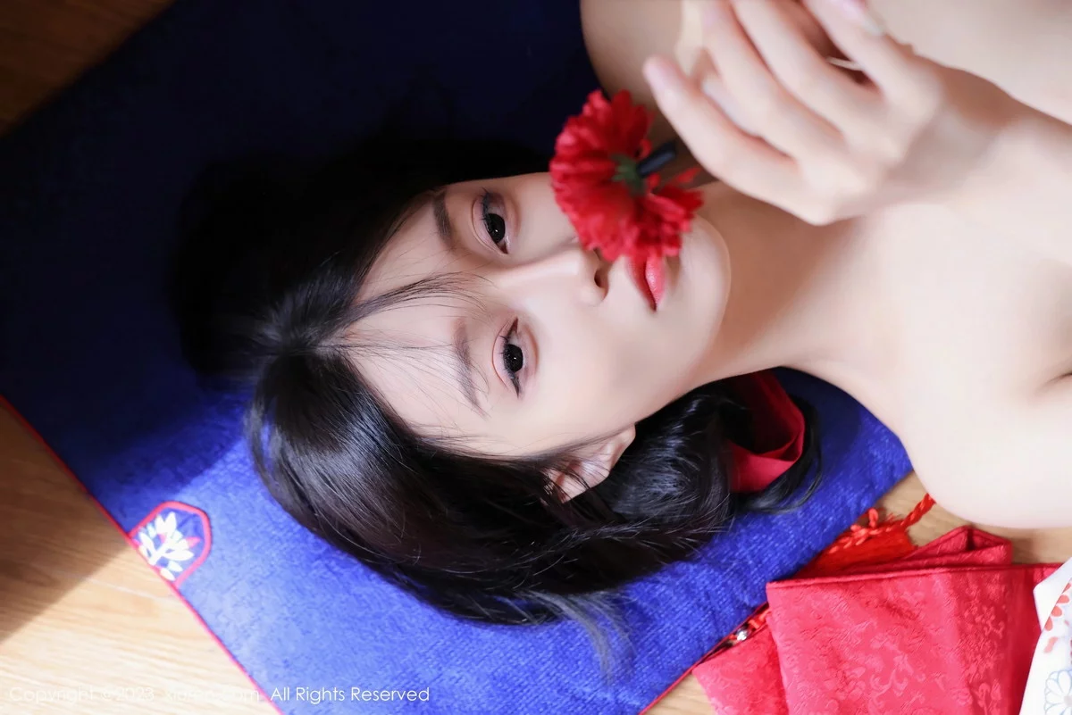 XiuRen第7610期_模特玥儿玥er性感白色日式和服配开档肉丝秀完美身材诱惑写真60P
