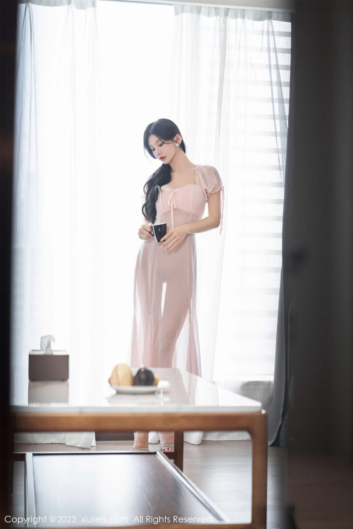 XiuRen第7615期_女神周于希Sally私房性感粉色薄纱长裙透视秀惹火身材诱惑写真120P
