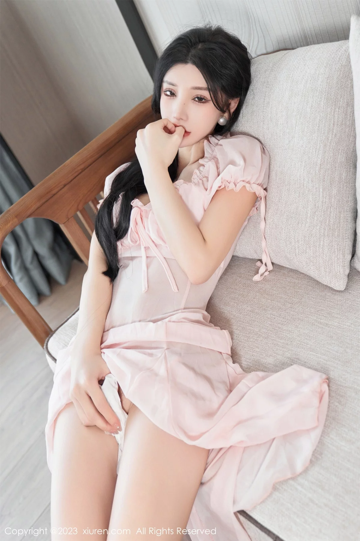 XiuRen第7615期_女神周于希Sally私房性感粉色薄纱长裙透视秀惹火身材诱惑写真120P